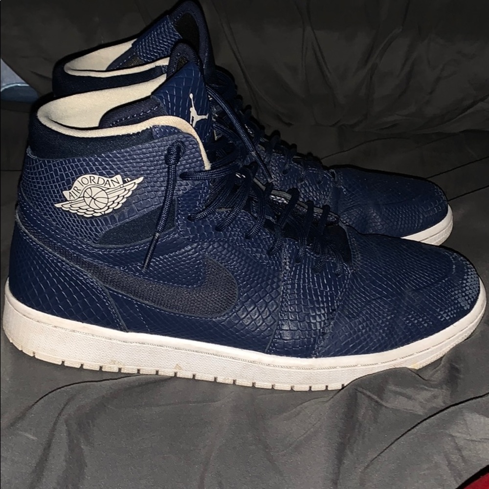 Blue snake skin Jordan 1s - Picture 1 of 4